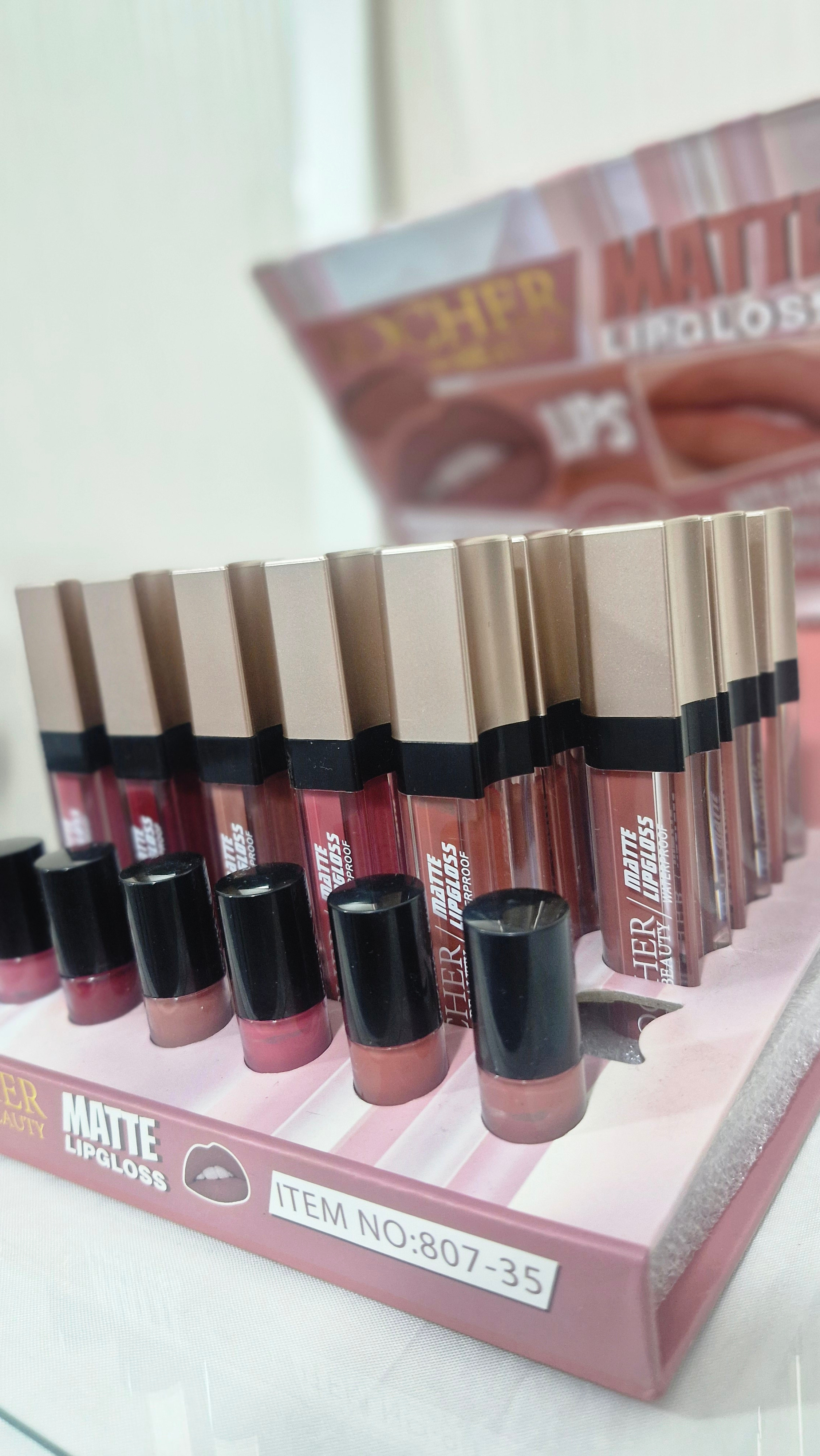 رژ لب مات مایع بدونه سرب need me